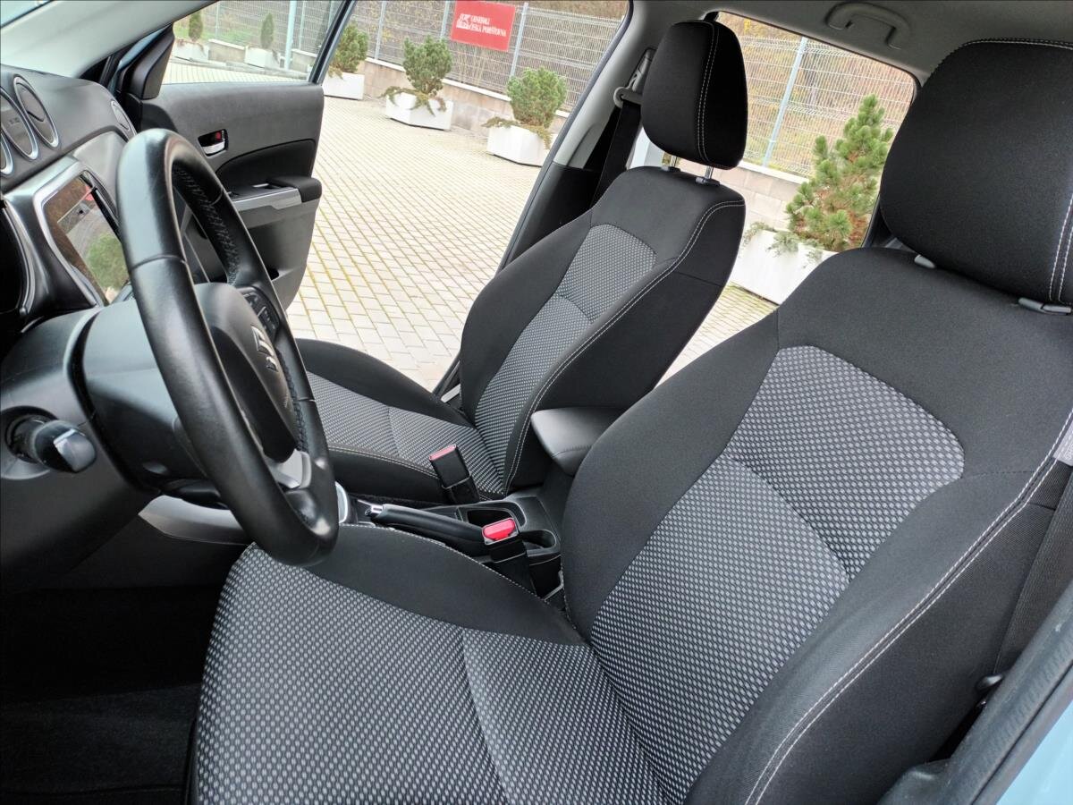 Suzuki Vitara SUV 1,4 l 103 kw