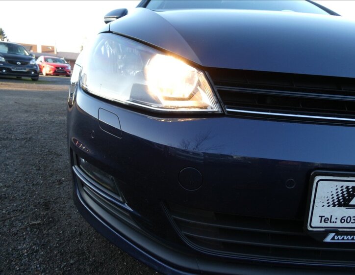 Volkswagen Golf Kombi 1,6 l 81 kw