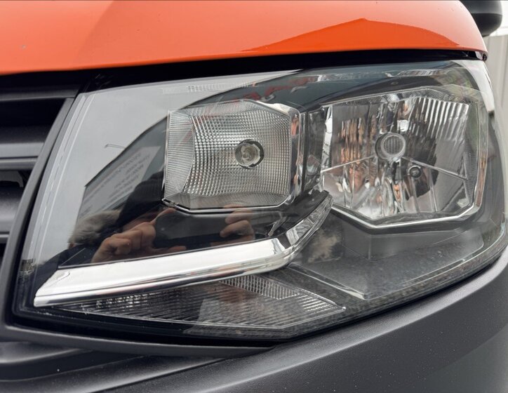 Volkswagen Transporter 9