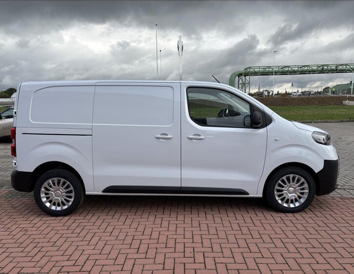 Toyota ProAce Skříň 2,0 l 106 kw
