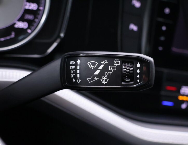 Volkswagen Touareg SUV 3,0 l 170 kw