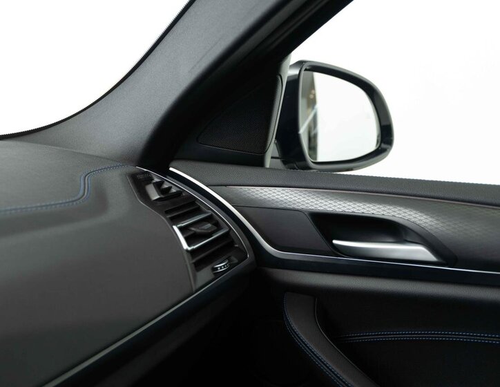 BMW X4 SUV 3,0 l 210 kw