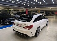 Mercedes-Benz CLA 4