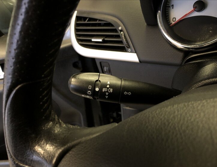 Peugeot 207 Kombi 1,4 l 70 kw