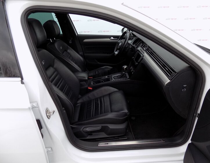 Volkswagen Passat 19