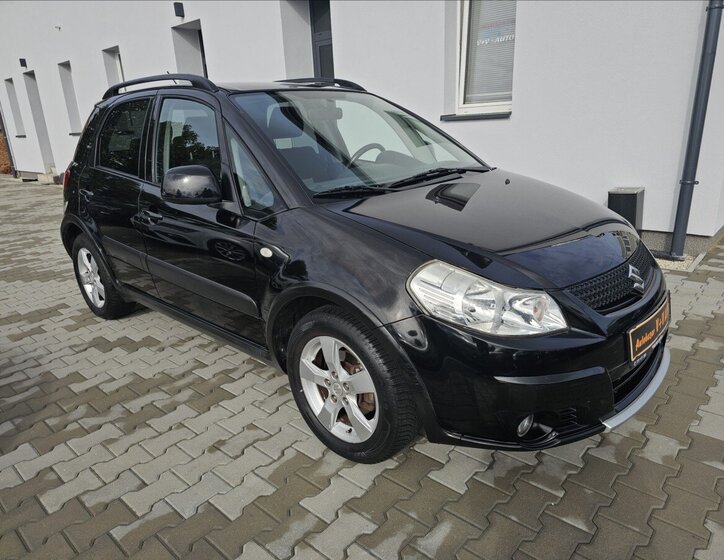 Suzuki SX4 Hatchback 1,6 l 88 kw