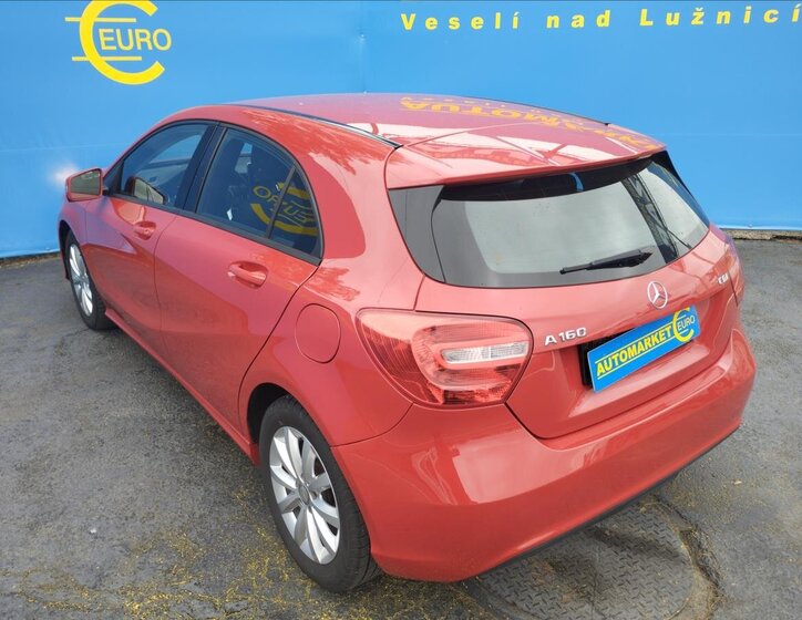 Mercedes-Benz Třídy A Hatchback 1,4 l 66 kw