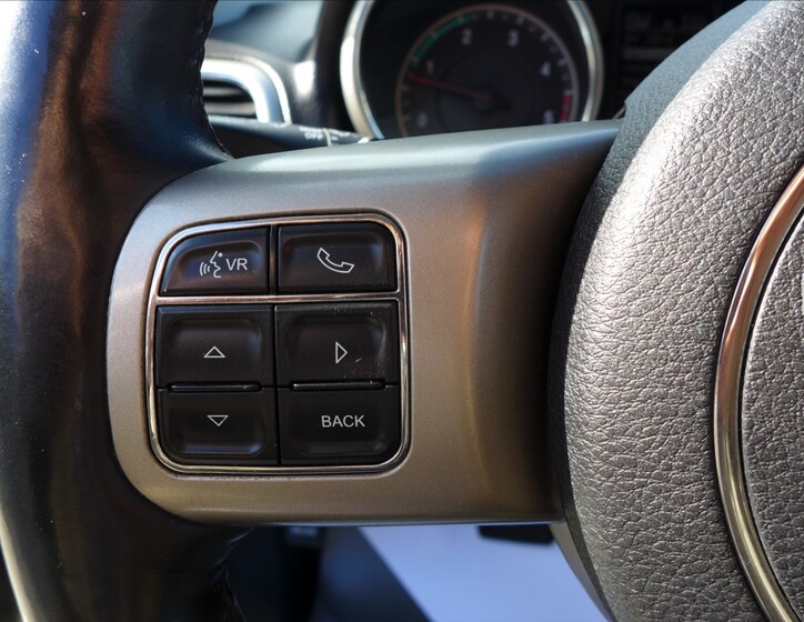 Jeep Grand Cherokee 20