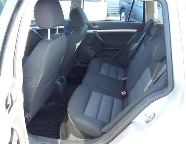 Škoda Octavia Kombi 1,8 l 118 kw