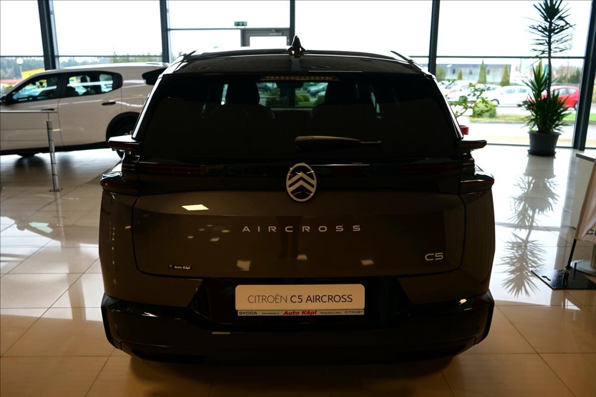 Citroën C5 Aircross SUV / Terénní 1,6 l 143 kw