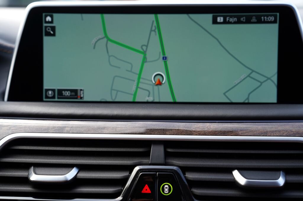 BMW Řada 7 Sedan / Limuzína 6,6 l 430 kw