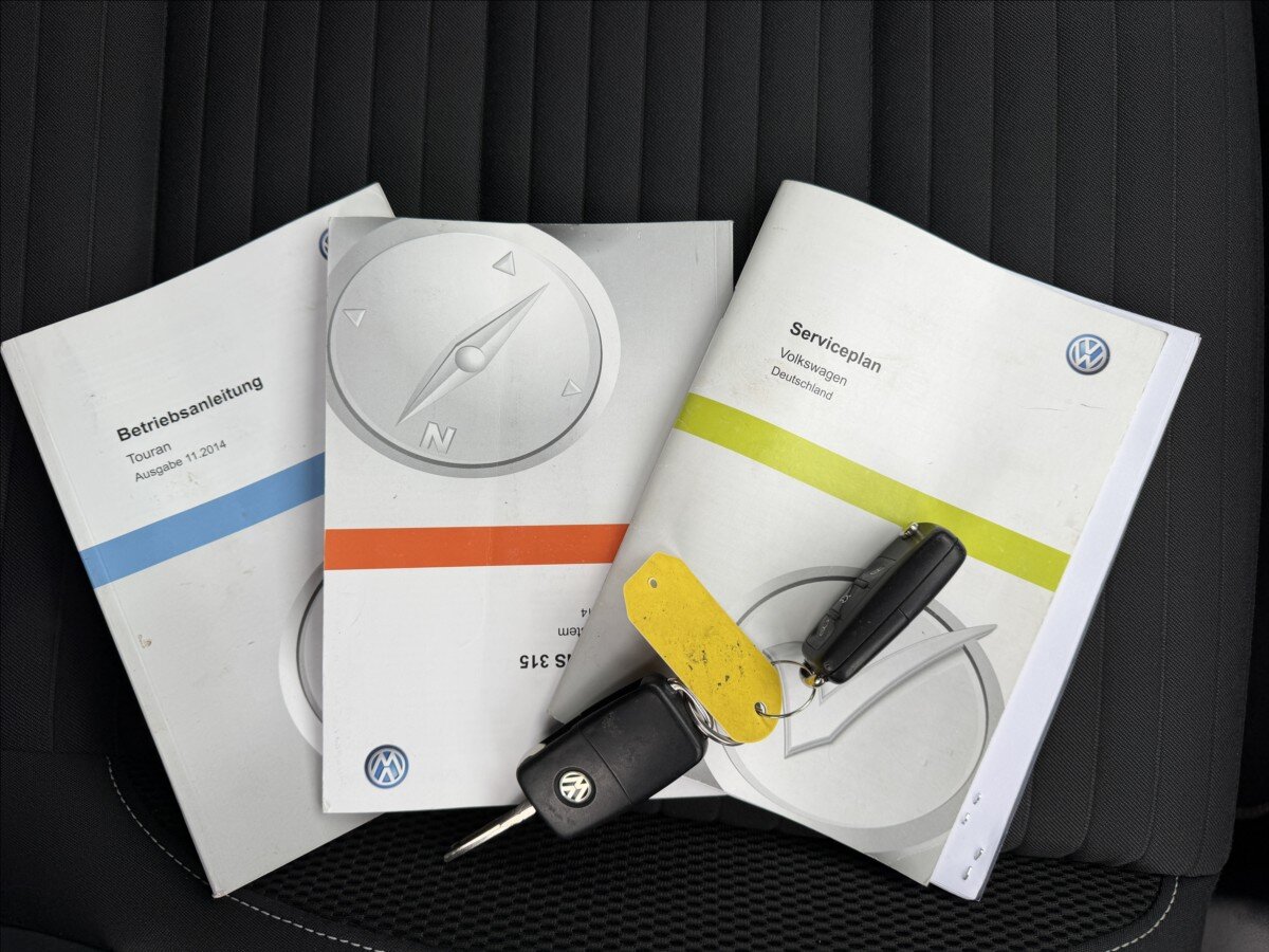 Volkswagen Touran MPV 1,2 l 77 kw