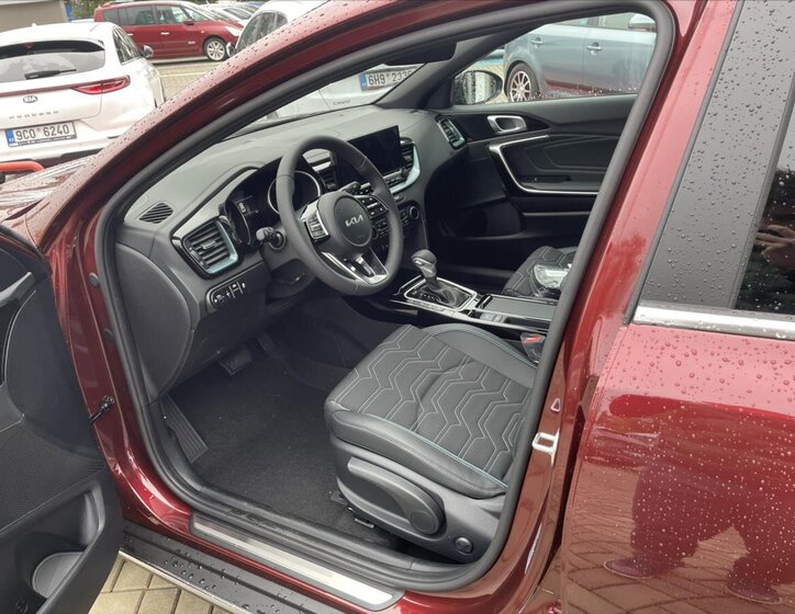KIA XCeed SUV 1,6 l 110 kw