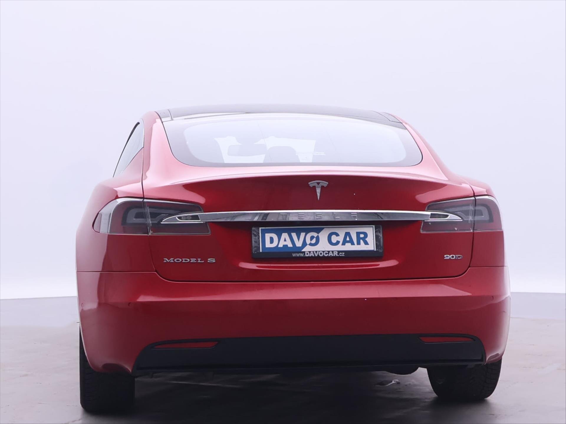 Tesla Model S Sedan / Limuzína 0,0 193 kw