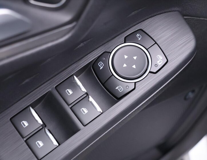 Ford Kuga SUV / Terénní 1,5 l 110 kw