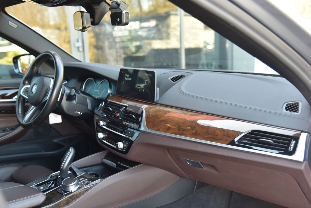 BMW Řada 5 Sedan / Limuzína 4,4 l 340 kw