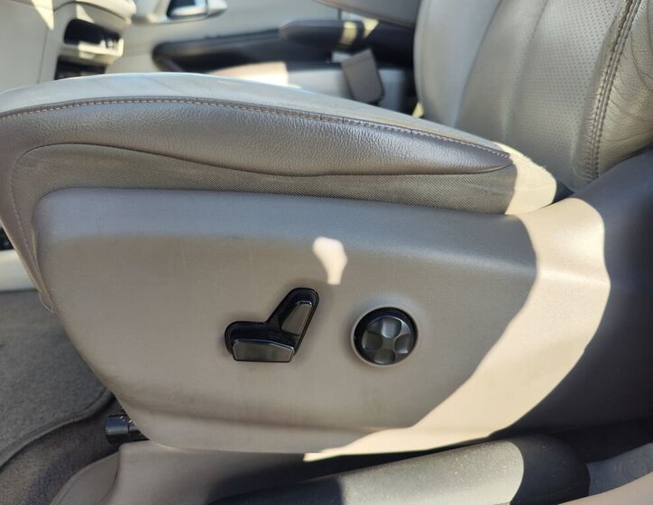 Chrysler Pacifica MPV 3,6 l 211 kw