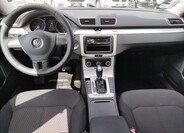 Volkswagen Passat 12