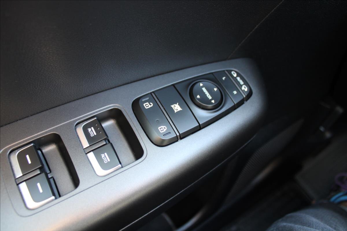 KIA Sportage SUV 1,6 l 100 kw