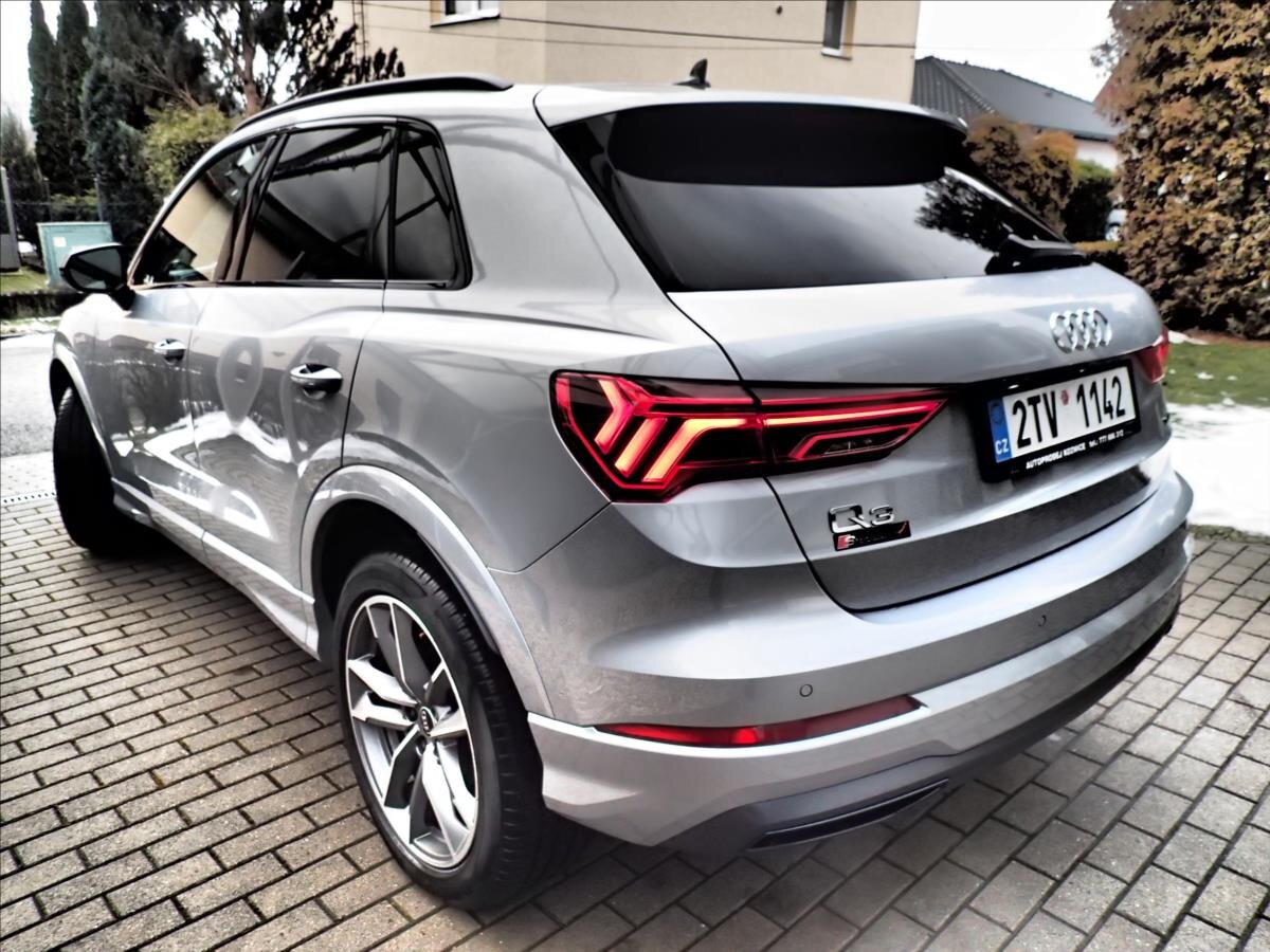 Audi Q3 SUV 2,3 l 137 kw
