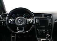 Volkswagen Golf 27