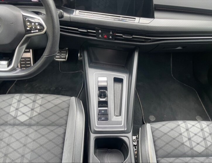 Volkswagen Golf Kombi 2,0 l 110 kw