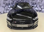 Audi S8 3