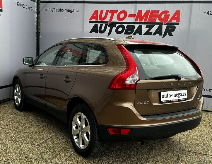 Volvo XC60 SUV / Terénní 2,4 l 136 kw