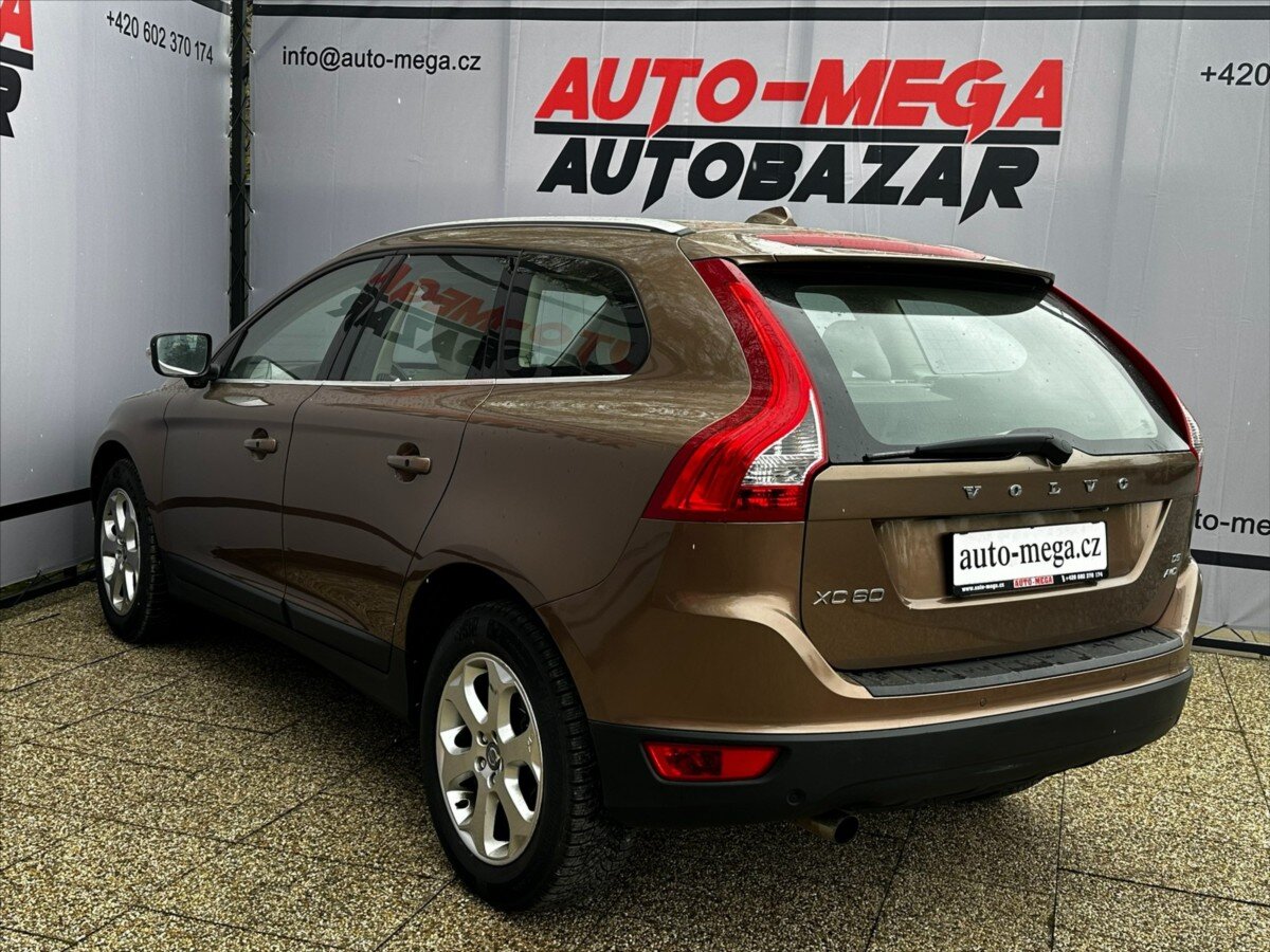 Volvo XC60 SUV / Terénní 2,4 l 136 kw