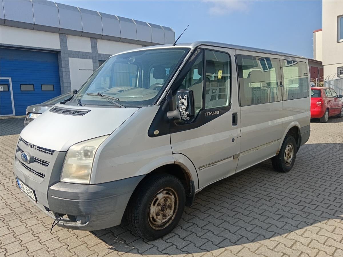 Ford Transit Kombi 2,2 l 85 kw