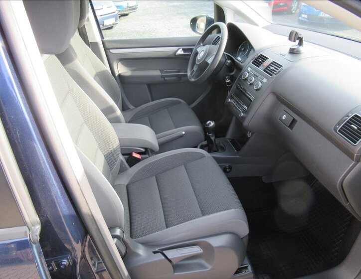 Volkswagen Touran MPV 2,0 l 103 kw