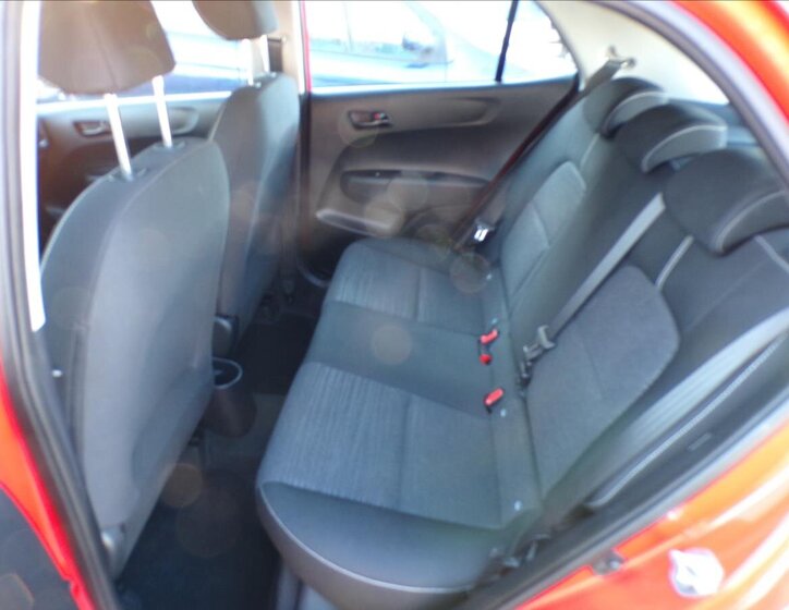 KIA Picanto Hatchback 998,0 49 kw