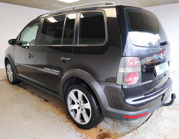 Volkswagen Touran Hatchback 1,4 l 103 kw