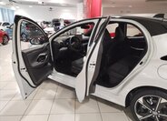 Toyota Yaris Hatchback 1,5 l 96 kw