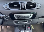 Renault Grand Scénic 19