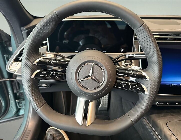 Mercedes-Benz Třídy E Sedan 2,0 l 145 kw