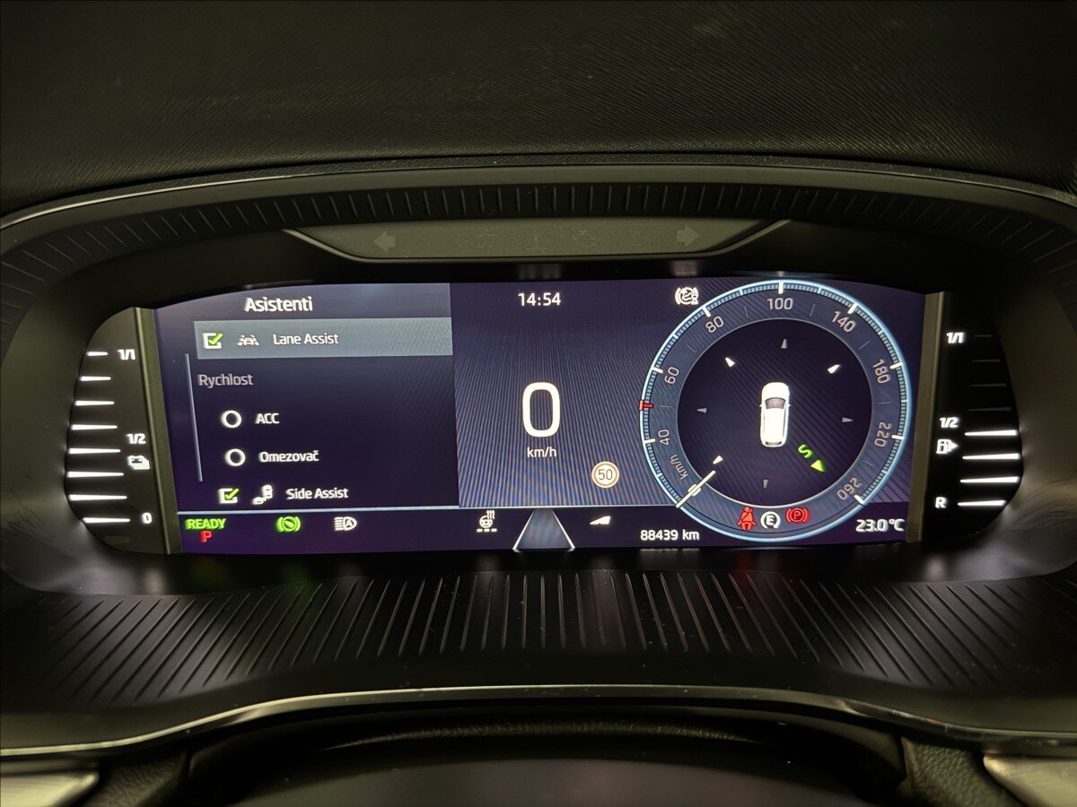 Škoda Octavia Kombi 1,4 l 150 kw