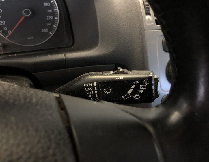 Volkswagen Touran VAN-Minibus 1,9 l 77 kw