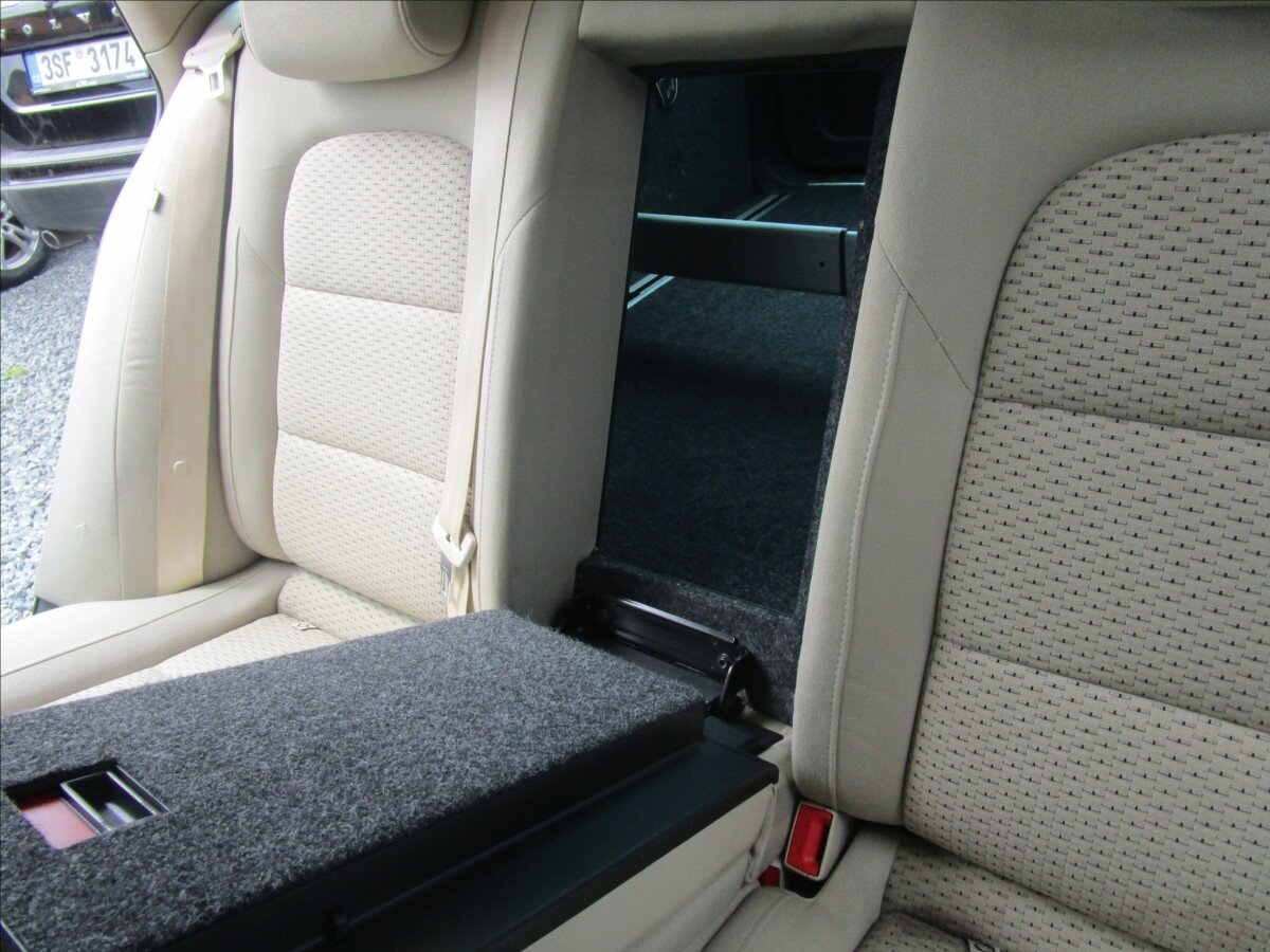 Škoda Superb Kombi 2,0 l 125 kw