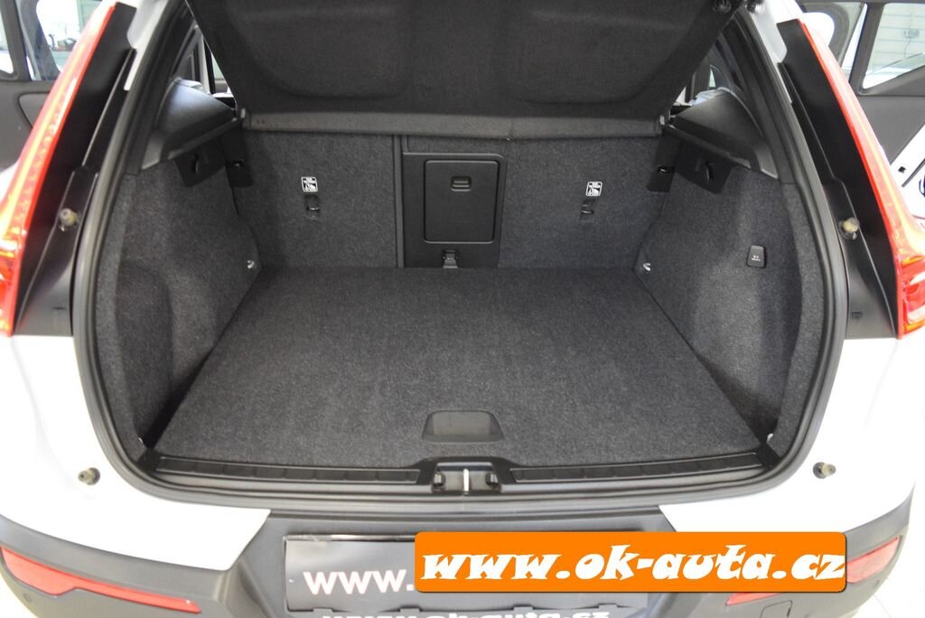 Volvo XC40 SUV 2,0 l 120 kw