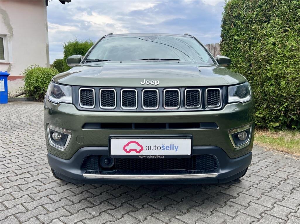 Jeep Compass SUV 1,4 l 103 kw