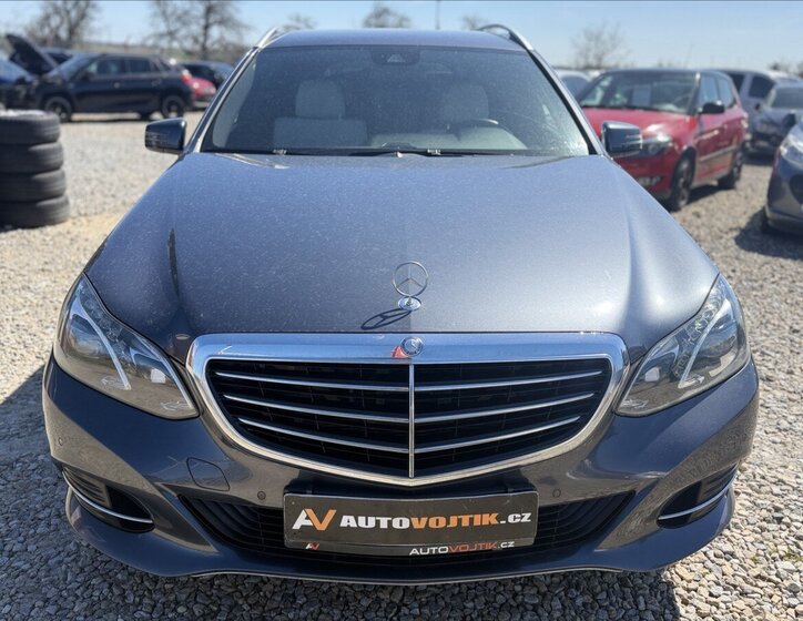 Mercedes-Benz Třídy E Kombi 2,1 l 150 kw