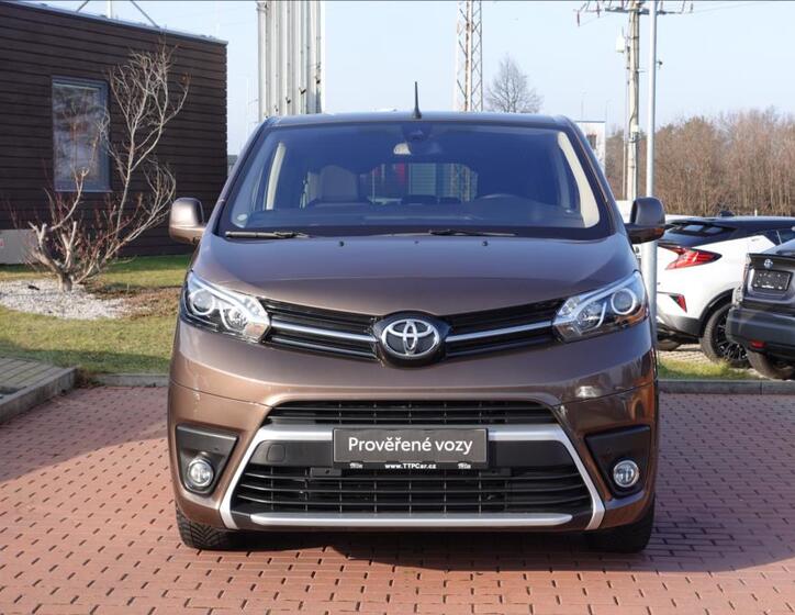 Toyota ProAce Verso 2