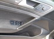Volkswagen Golf 27