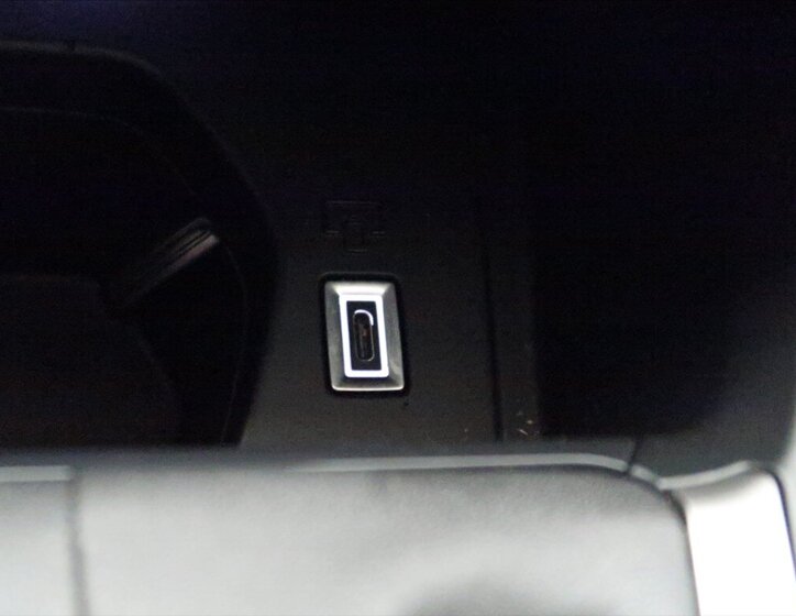 Peugeot 308 Hatchback 1,2 l 96 kw