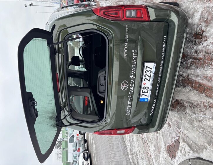 Toyota ProAce City Verso MPV 1,5 l 96 kw