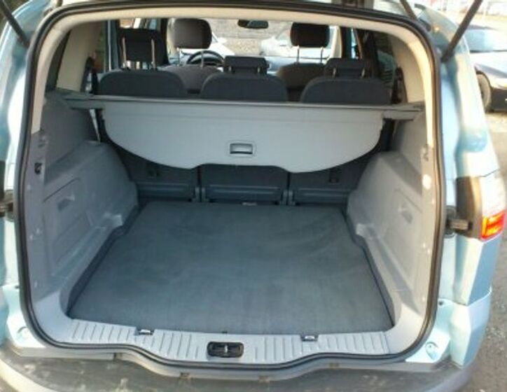 Ford S-MAX MPV 1,8 l 92 kw