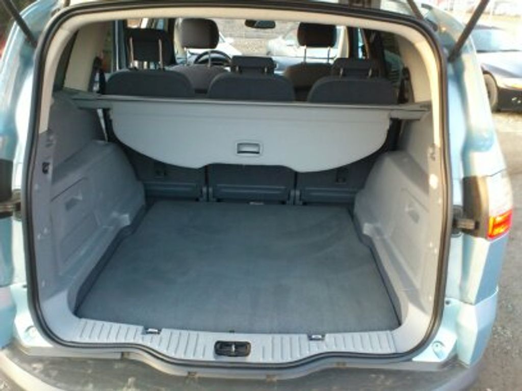 Ford S-MAX MPV 1,8 l 92 kw