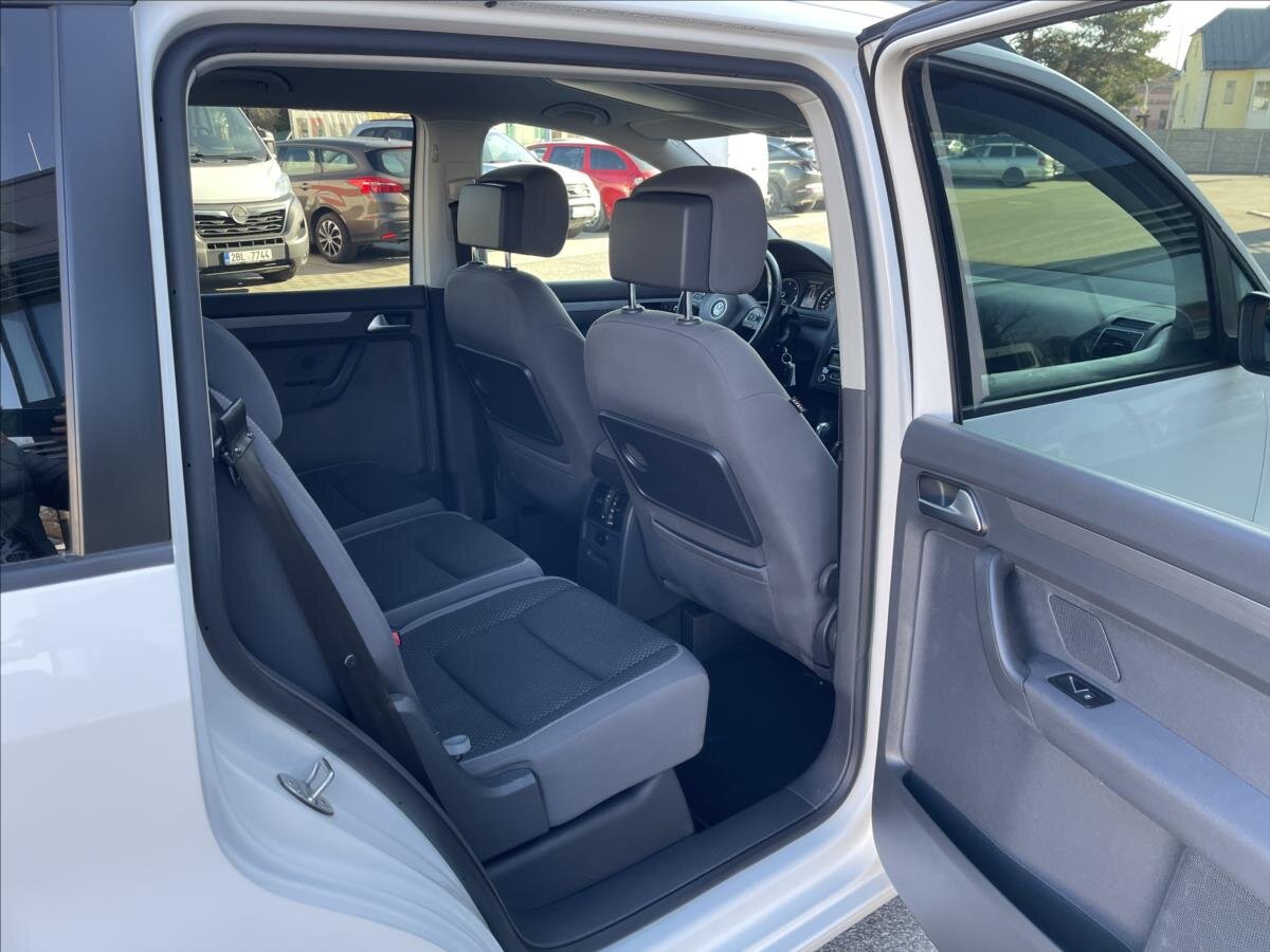Volkswagen Touran MPV 1,6 l 77 kw