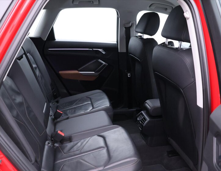 Audi Q3 SUV 2,0 l 110 kw